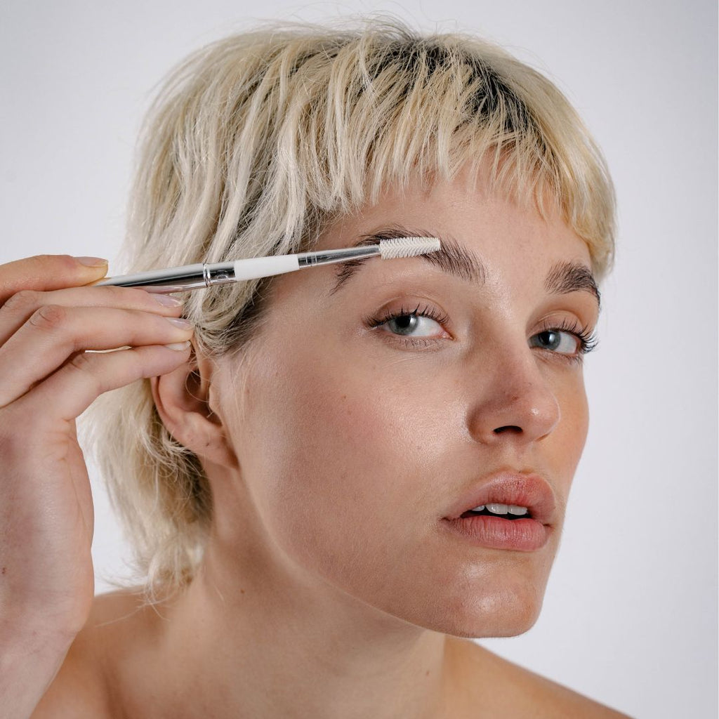 Replenishing Mask for healthy, strong eyebrows